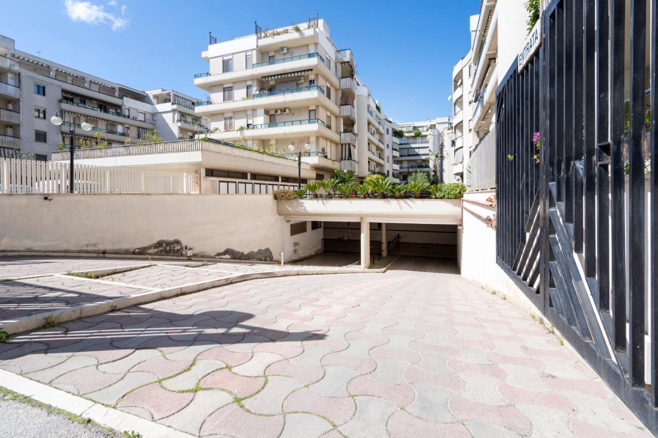 Grazia Attic Apartment With Terrace Trani Exteriér fotografie
